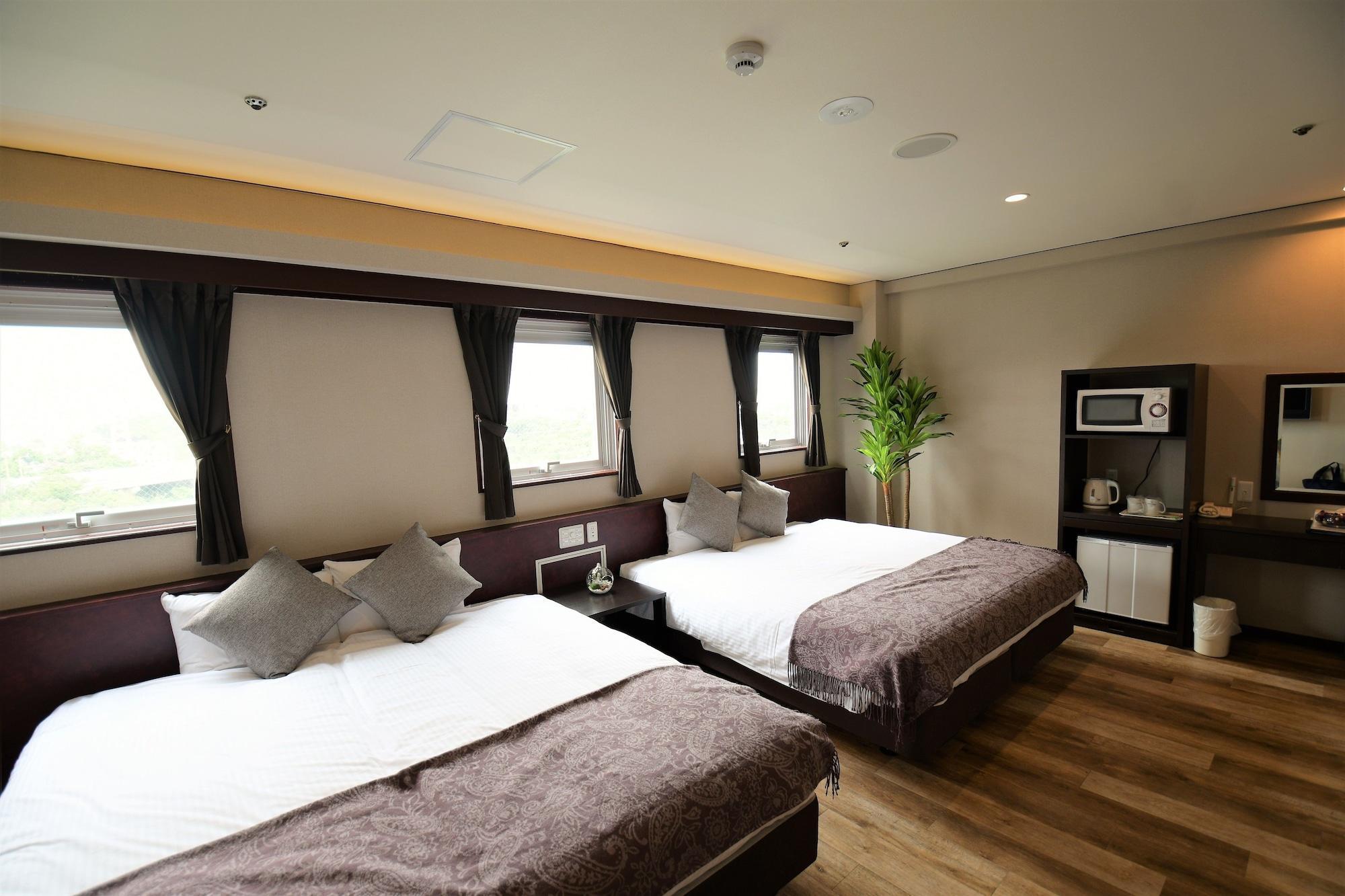 Rycom Crystal Hotel Окинава Экстерьер фото