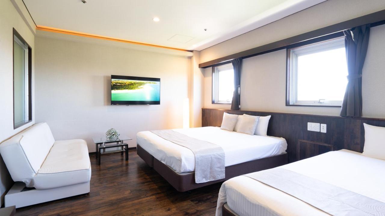 Rycom Crystal Hotel Окинава Экстерьер фото