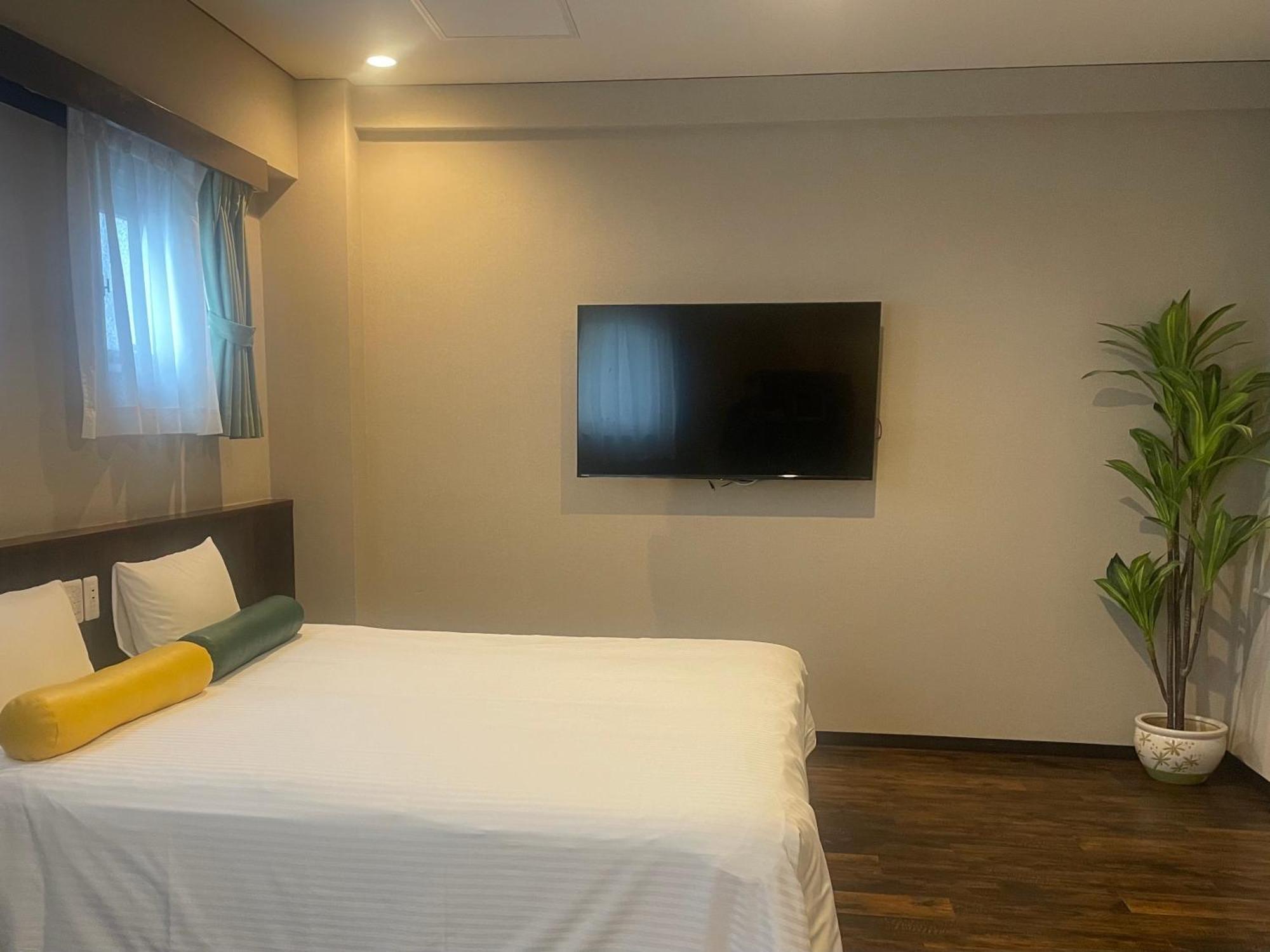Rycom Crystal Hotel Окинава Экстерьер фото